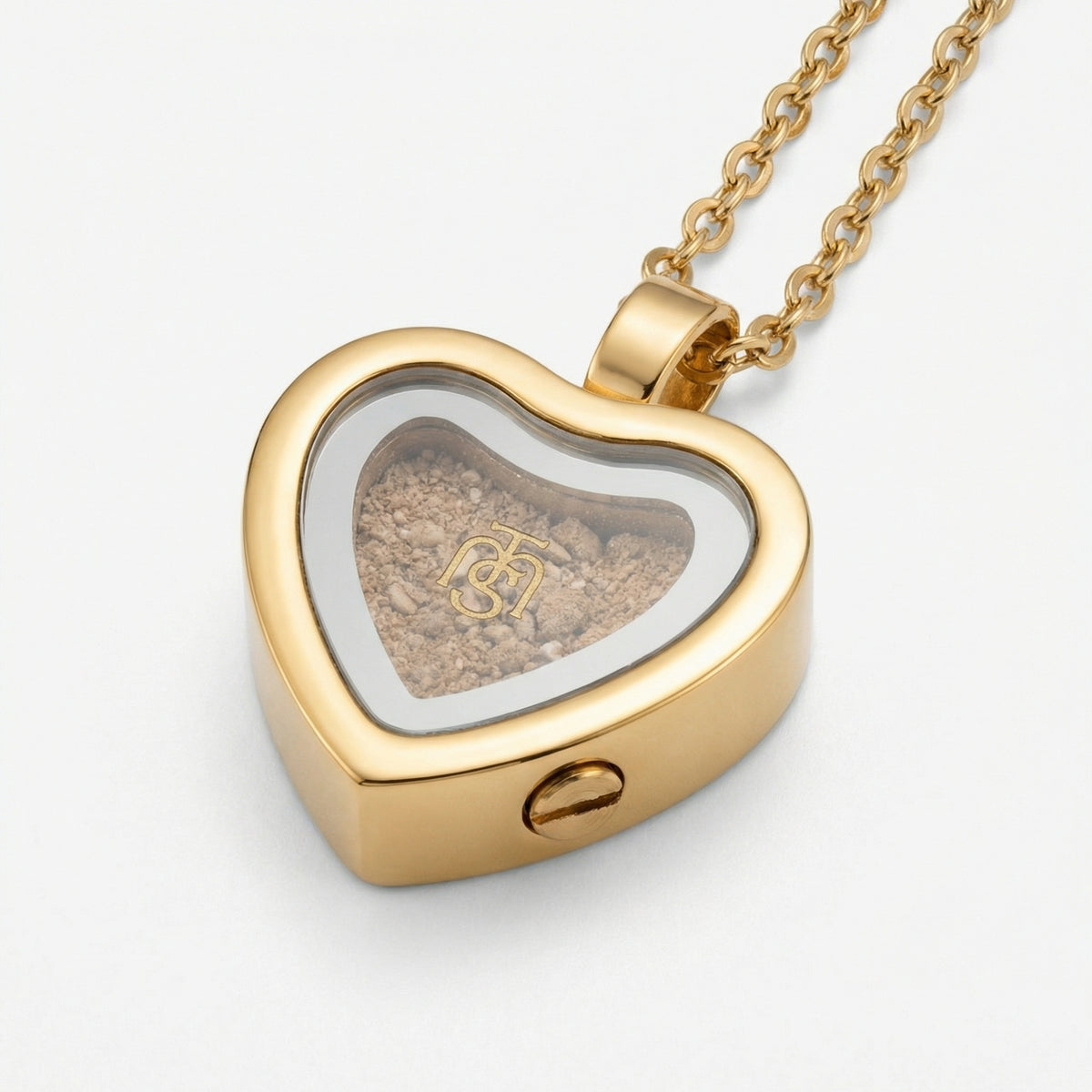 Heart pendant holding authenticated Temple Mount soil