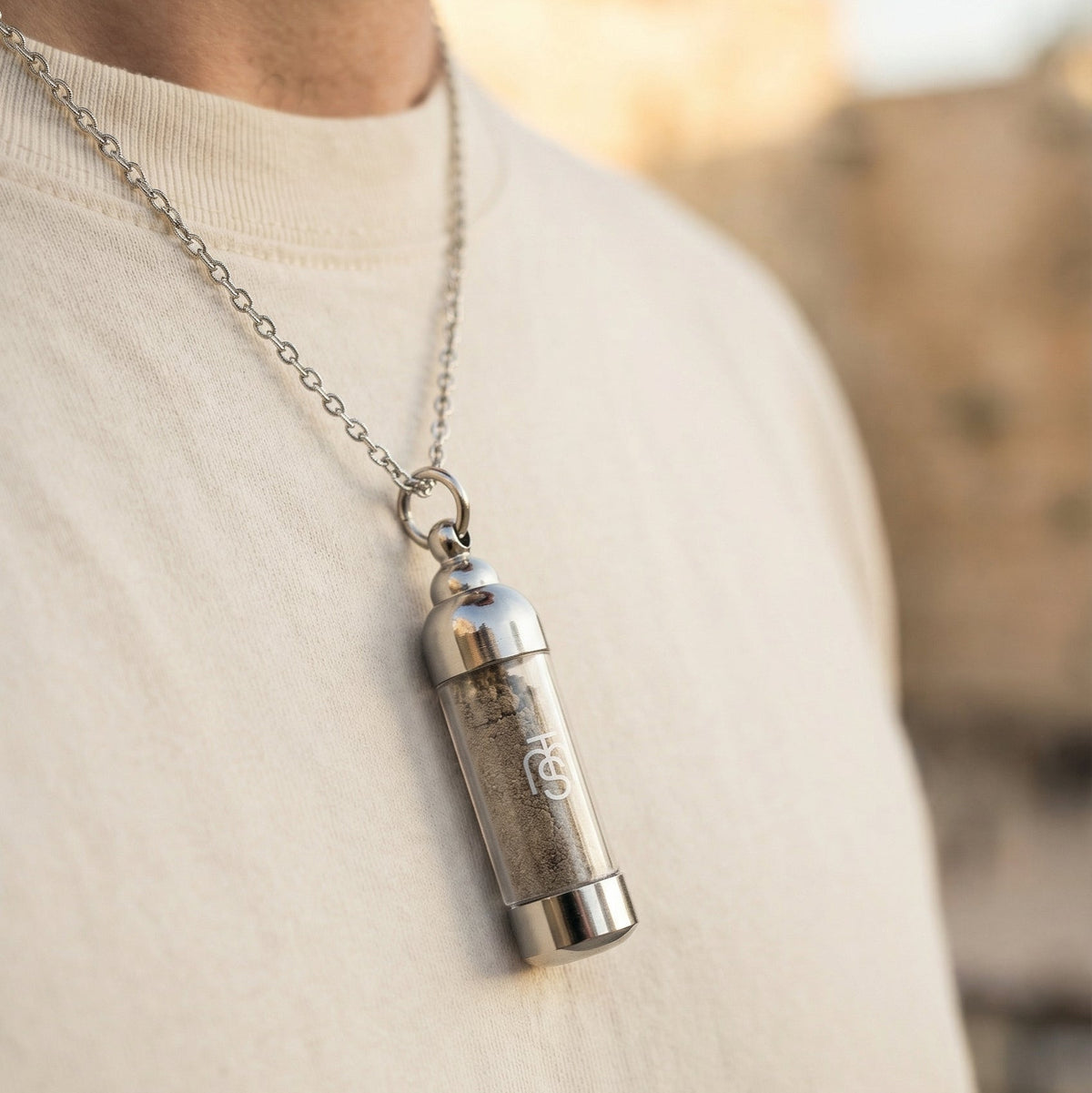 The Pendant of Eternal Faith holding authenticated Temple Mount soil