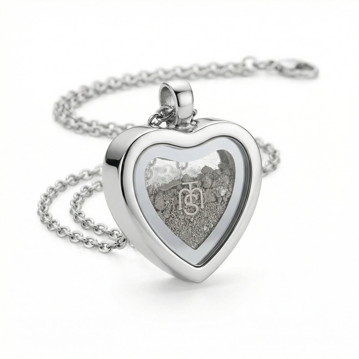 Heart pendant holding authenticated Temple Mount soil